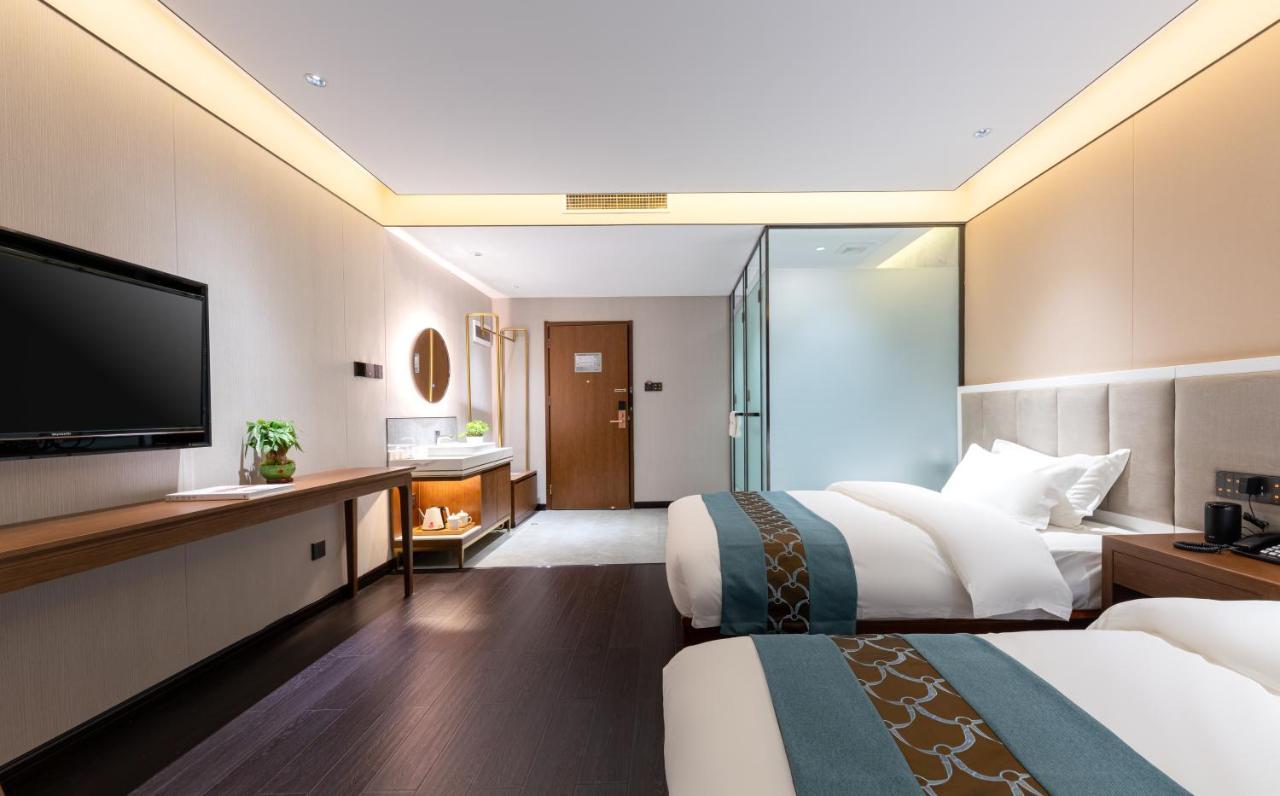 Beijing Tangfu Hotel - Located In The City Center Adjacent To The Subway Station Close To Nanluoguxiang Gulou Lama Temple Tiananmen Square Forbidden City Temple Of Heaven Providing Laundry Car Rental And Ticketing Services Exterior foto
