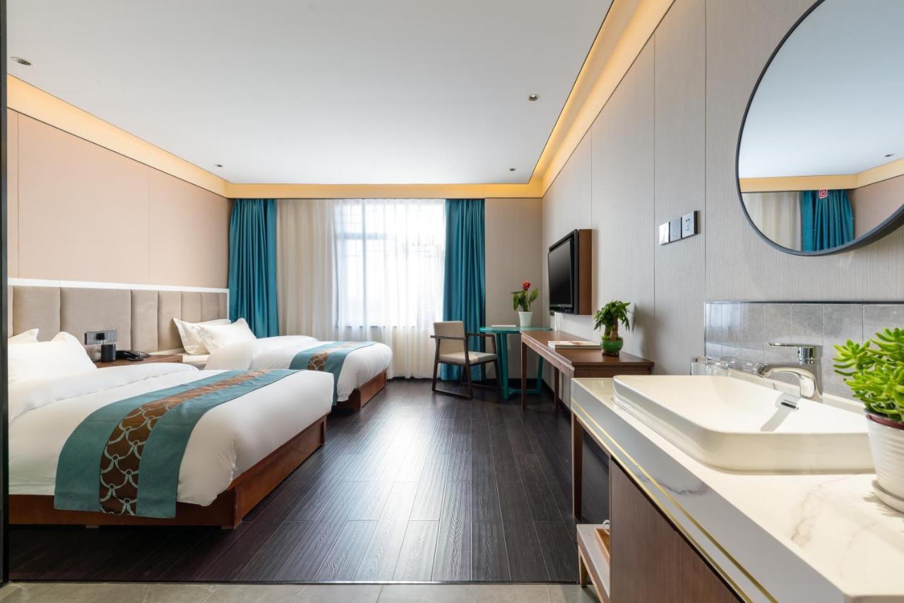 Beijing Tangfu Hotel - Located In The City Center Adjacent To The Subway Station Close To Nanluoguxiang Gulou Lama Temple Tiananmen Square Forbidden City Temple Of Heaven Providing Laundry Car Rental And Ticketing Services Exterior foto